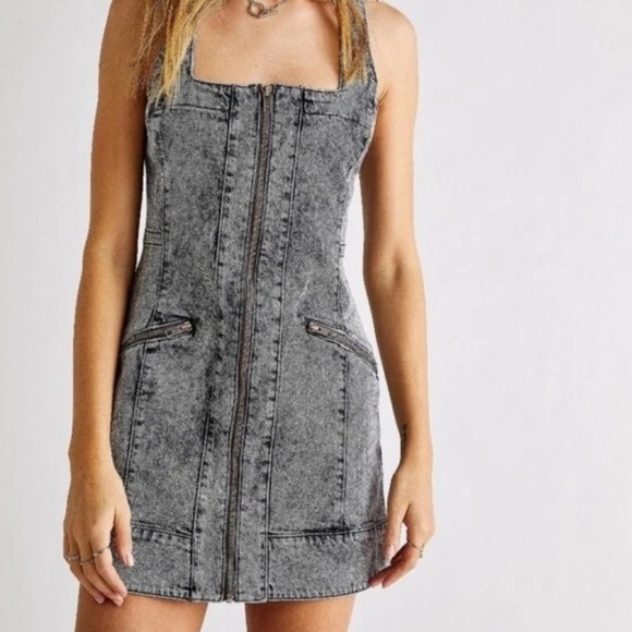 Free People We The Free Gray Denim Sheath Midi Dress Sleeveless Square Neck - Picture 1 of 11